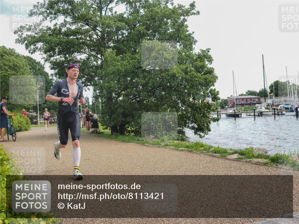 22.06.2025 - Viking Triathlon KatJ http://msf.ph/oto/8113421 22.06.2025 13:23:06 Laufen 526 meine-sportfotos.de