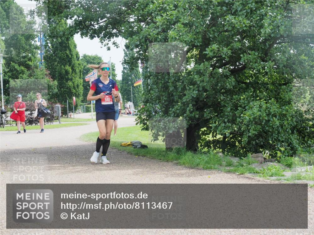 22.06.2025 - Viking Triathlon KatJ http://msf.ph/oto/8113467 22.06.2025 12:51:01 Laufen 648 meine-sportfotos.de