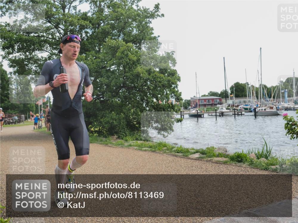 22.06.2025 - Viking Triathlon KatJ http://msf.ph/oto/8113469 22.06.2025 13:23:07 Laufen 526 meine-sportfotos.de