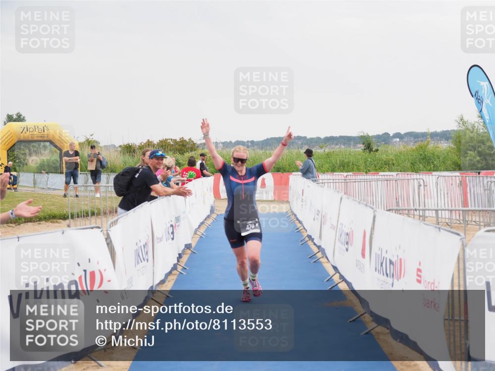 22.06.2025 - Viking Triathlon MichiJ http://msf.ph/oto/8113553 22.06.2025 16:44:50 Ziel 470 meine-sportfotos.de