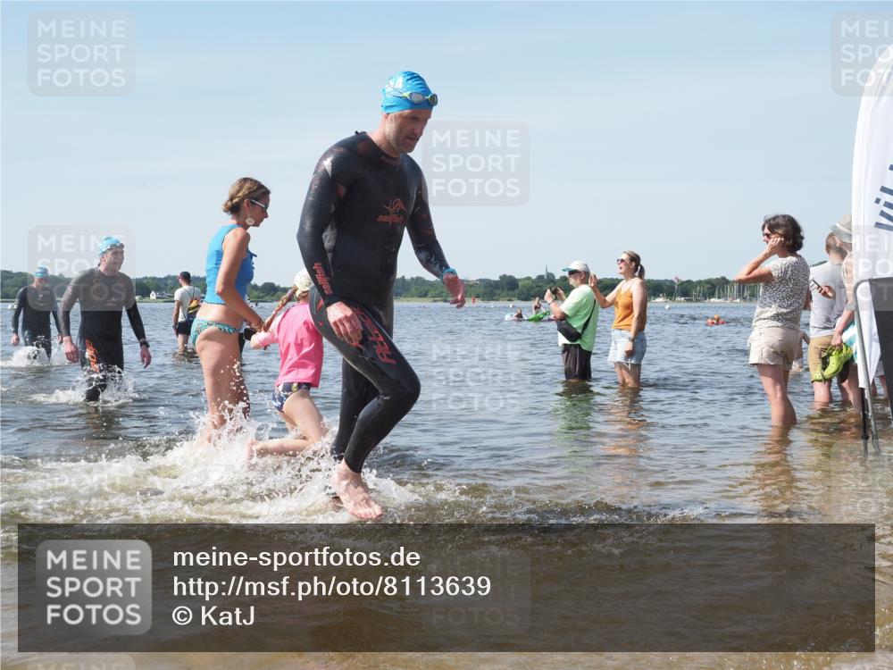 22.06.2025 - Viking Triathlon KatJ http://msf.ph/oto/8113639 22.06.2025 10:41:27 Schwimmen 54, 94, 376, 390, 505 meine-sportfotos.de