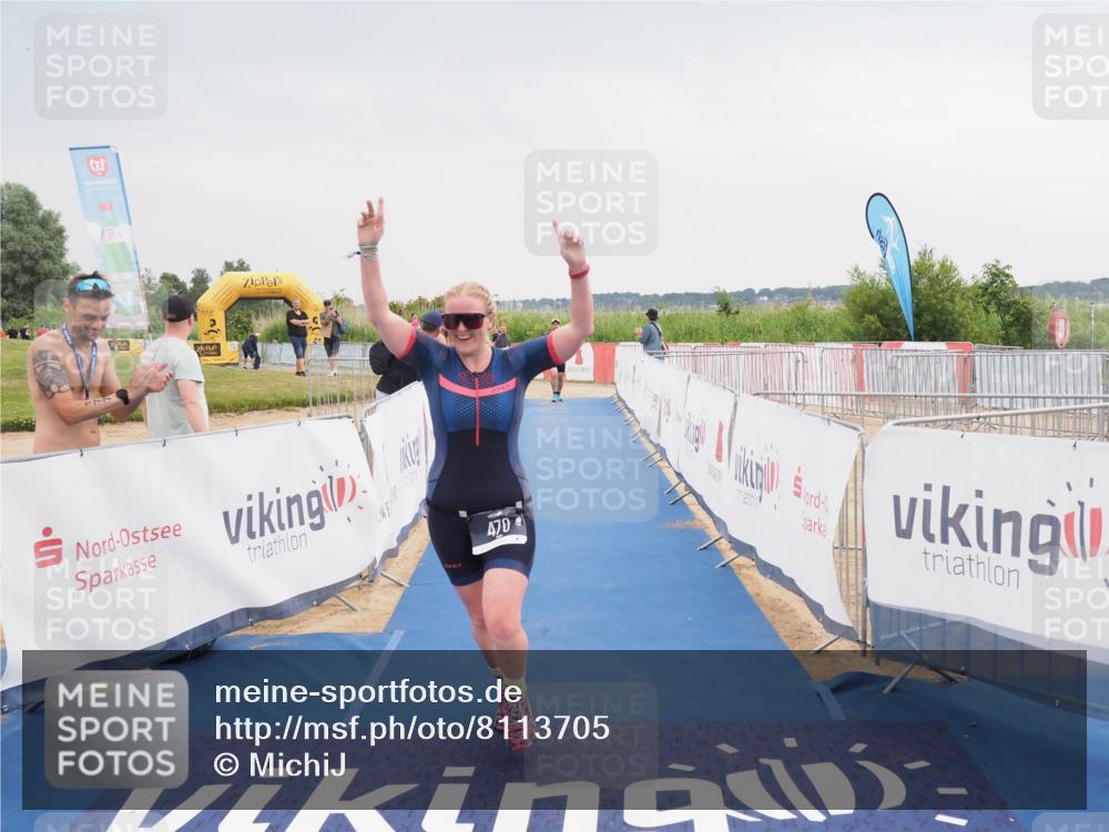 22.06.2025 - Viking Triathlon MichiJ http://msf.ph/oto/8113705 22.06.2025 16:44:51 Ziel 470 meine-sportfotos.de