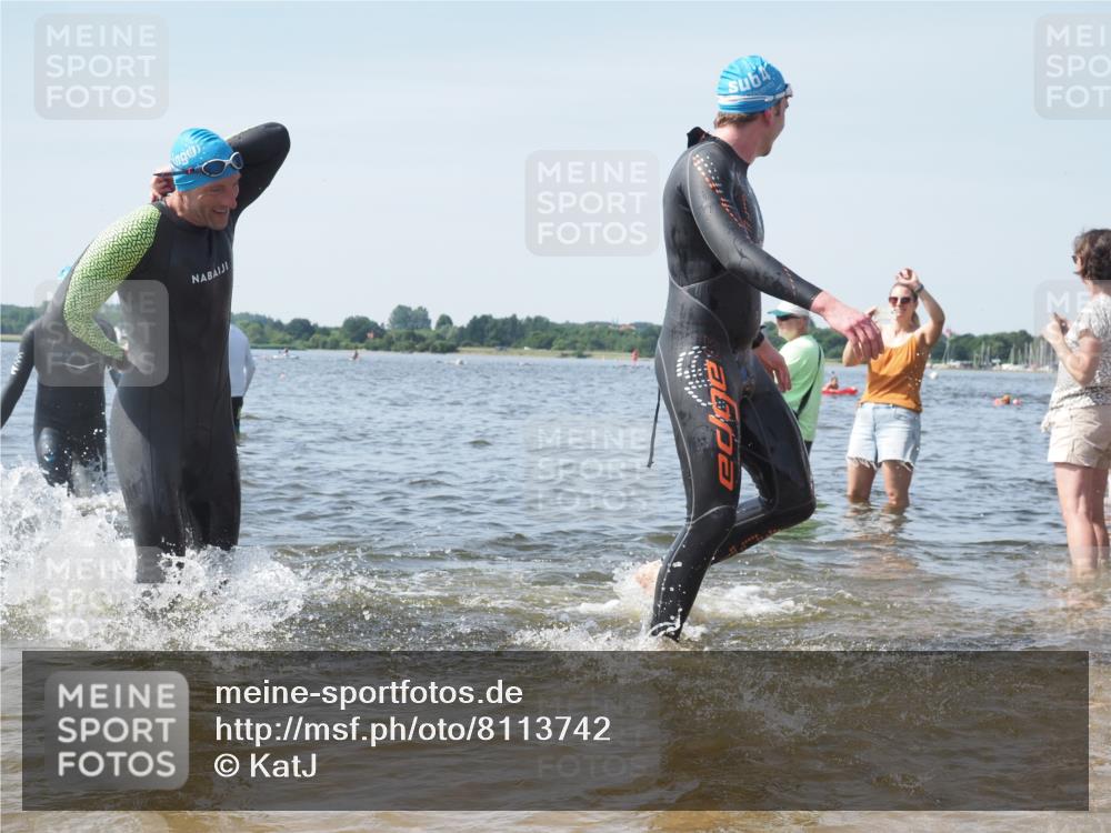 22.06.2025 - Viking Triathlon KatJ http://msf.ph/oto/8113742 22.06.2025 10:41:31 Schwimmen 54, 94, 194, 220, 376, 390, 505, 629 meine-sportfotos.de