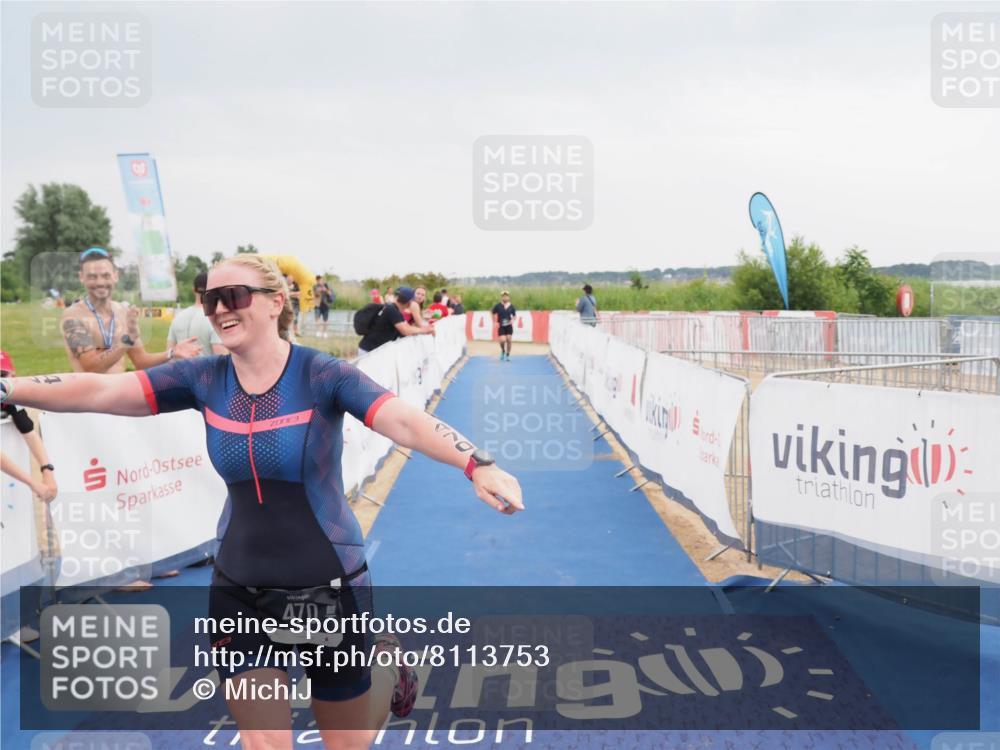 22.06.2025 - Viking Triathlon MichiJ http://msf.ph/oto/8113753 22.06.2025 16:44:52 Ziel 470 meine-sportfotos.de