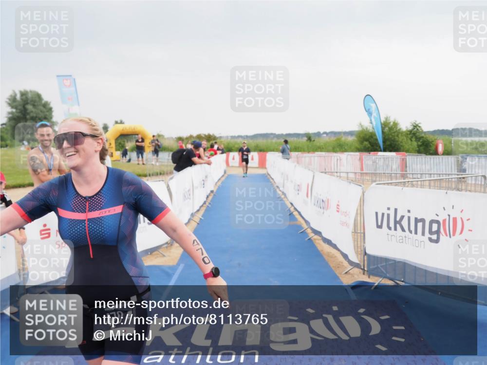 22.06.2025 - Viking Triathlon MichiJ http://msf.ph/oto/8113765 22.06.2025 16:44:52 Ziel 470 meine-sportfotos.de