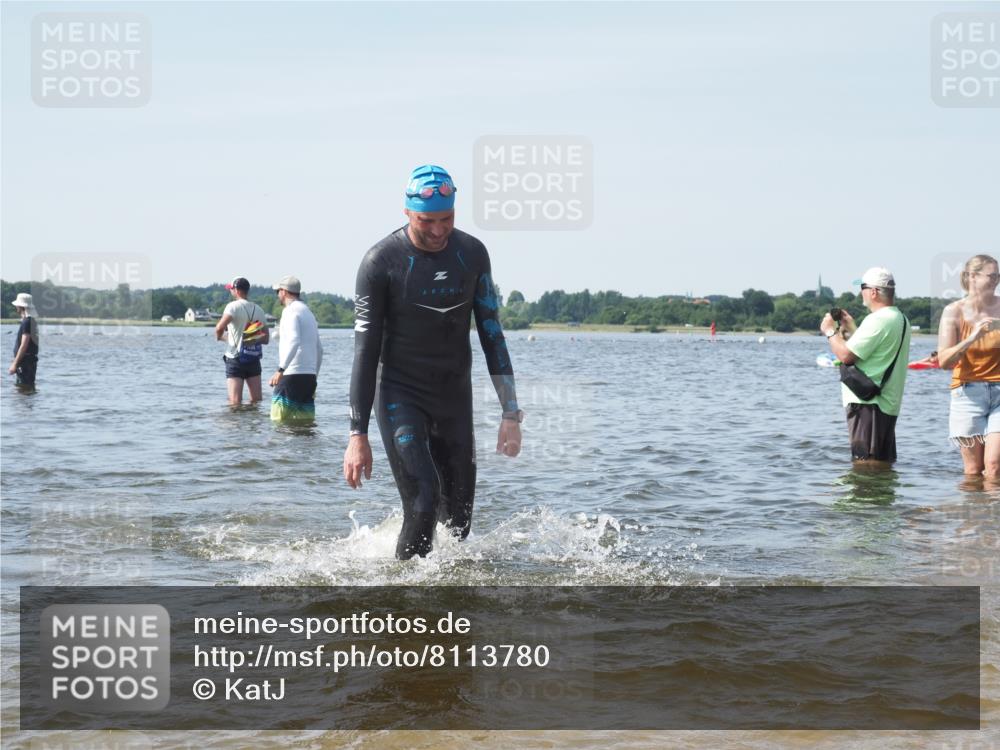 22.06.2025 - Viking Triathlon KatJ http://msf.ph/oto/8113780 22.06.2025 10:41:34 Schwimmen 54, 142, 194, 220, 376, 390, 505, 629 meine-sportfotos.de