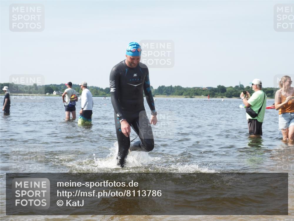 22.06.2025 - Viking Triathlon KatJ http://msf.ph/oto/8113786 22.06.2025 10:41:34 Schwimmen 54, 142, 194, 220, 376, 390, 505, 629 meine-sportfotos.de