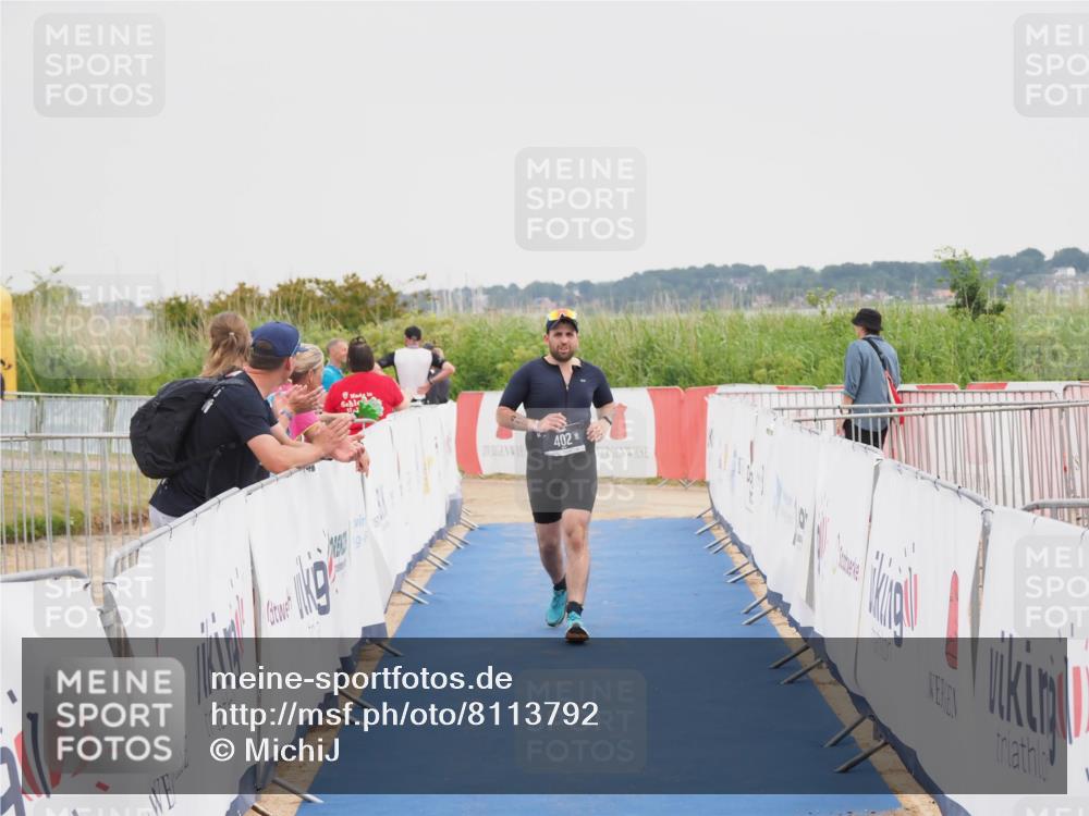 22.06.2025 - Viking Triathlon MichiJ http://msf.ph/oto/8113792 22.06.2025 16:44:55 Ziel 402, 470 meine-sportfotos.de