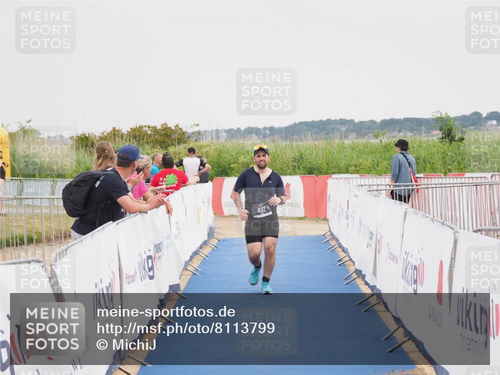 22.06.2025 - Viking Triathlon MichiJ http://msf.ph/oto/8113799 22.06.2025 16:44:56 Ziel 402 meine-sportfotos.de