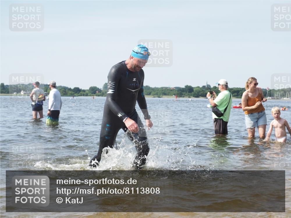 22.06.2025 - Viking Triathlon KatJ http://msf.ph/oto/8113808 22.06.2025 10:41:34 Schwimmen 54, 142, 194, 220, 376, 390, 505, 629 meine-sportfotos.de