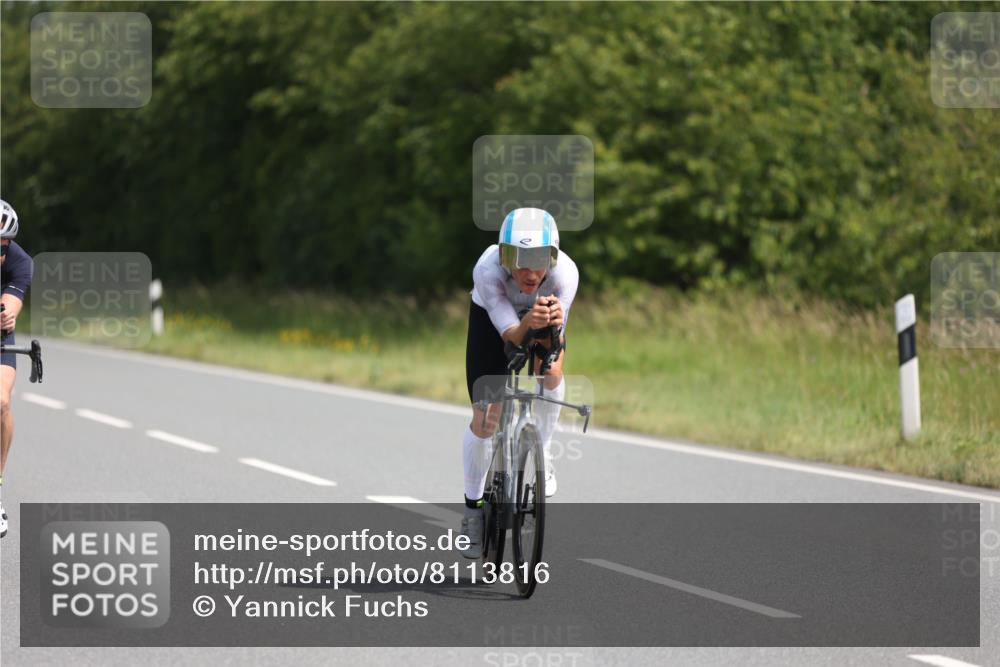 22.06.2025 - Viking Triathlon Yannick Fuchs http://msf.ph/oto/8113816 22.06.2025 11:38:57 Radfahren 137, 225, 264, 278, 628, 654 meine-sportfotos.de