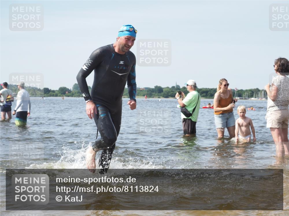 22.06.2025 - Viking Triathlon KatJ http://msf.ph/oto/8113824 22.06.2025 10:41:35 Schwimmen 54, 142, 194, 220, 376, 505, 629 meine-sportfotos.de