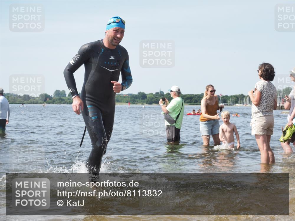 22.06.2025 - Viking Triathlon KatJ http://msf.ph/oto/8113832 22.06.2025 10:41:35 Schwimmen 54, 142, 194, 220, 376, 505, 629 meine-sportfotos.de