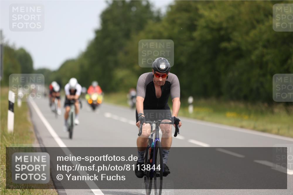 22.06.2025 - Viking Triathlon Yannick Fuchs http://msf.ph/oto/8113844 22.06.2025 12:15:30 Radfahren 22, 211, 275, 641 meine-sportfotos.de