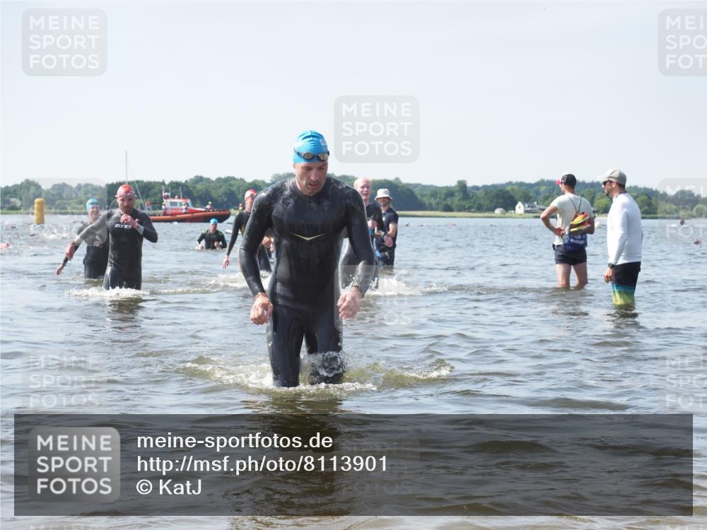 22.06.2025 - Viking Triathlon KatJ http://msf.ph/oto/8113901 22.06.2025 10:41:39 Schwimmen 58, 142, 194, 220, 505, 625, 629 meine-sportfotos.de
