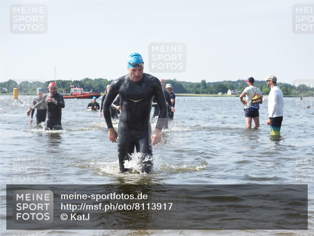 22.06.2025 - Viking Triathlon KatJ http://msf.ph/oto/8113917 22.06.2025 10:41:39 Schwimmen 58, 142, 194, 220, 505, 625, 629 meine-sportfotos.de