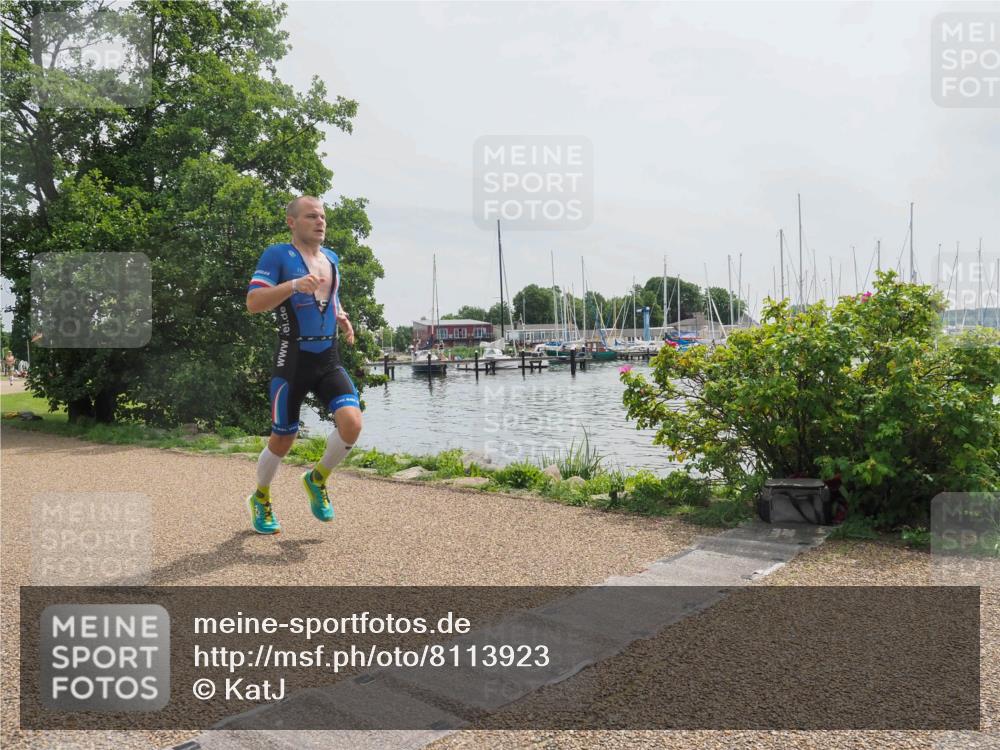 22.06.2025 - Viking Triathlon KatJ http://msf.ph/oto/8113923 22.06.2025 12:51:35 Laufen 347 meine-sportfotos.de