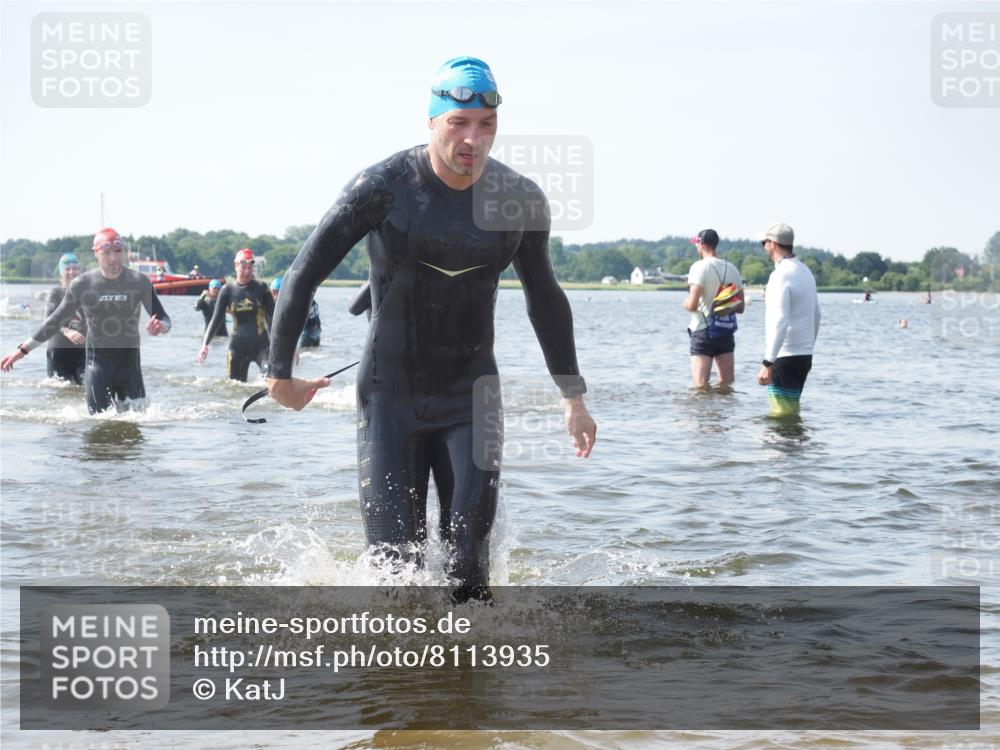 22.06.2025 - Viking Triathlon KatJ http://msf.ph/oto/8113935 22.06.2025 10:41:40 Schwimmen 58, 142, 194, 220, 505, 625, 629 meine-sportfotos.de