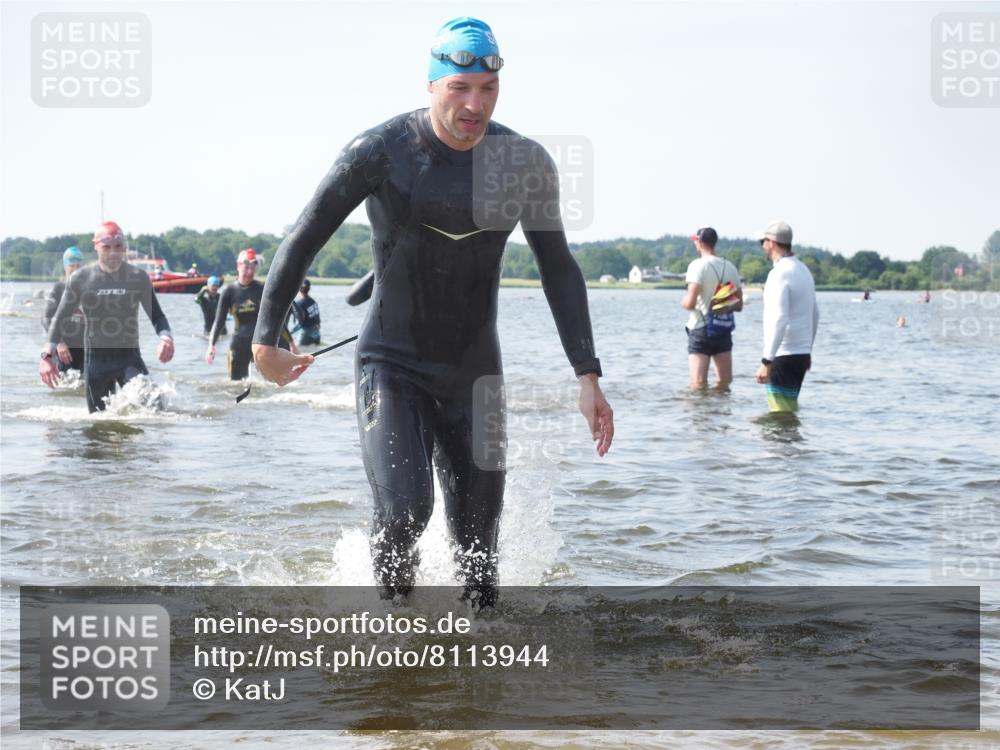22.06.2025 - Viking Triathlon KatJ http://msf.ph/oto/8113944 22.06.2025 10:41:40 Schwimmen 58, 142, 194, 220, 505, 625, 629 meine-sportfotos.de