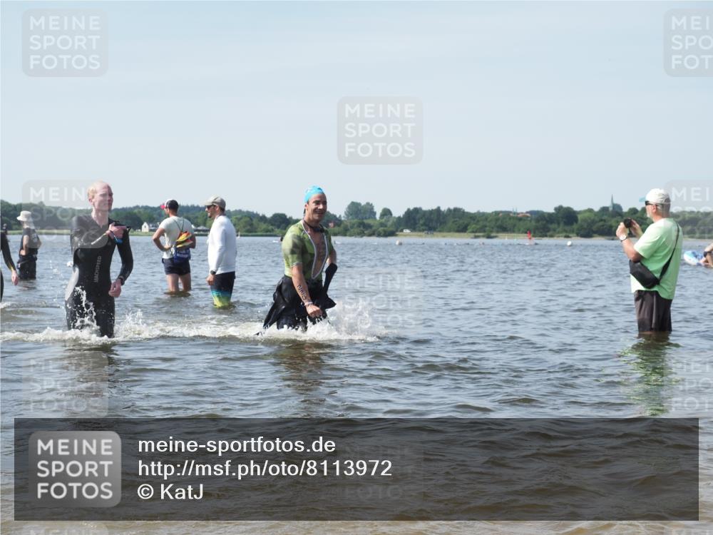 22.06.2025 - Viking Triathlon KatJ http://msf.ph/oto/8113972 22.06.2025 10:41:44 Schwimmen 58, 142, 194, 220, 221, 505, 625, 629 meine-sportfotos.de