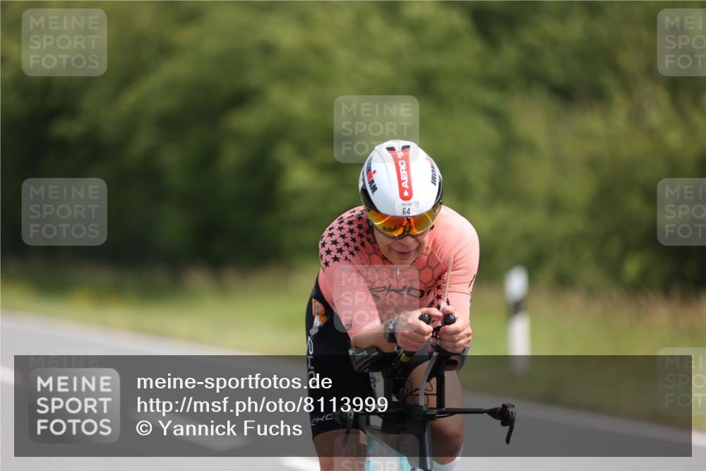 22.06.2025 - Viking Triathlon Yannick Fuchs http://msf.ph/oto/8113999 22.06.2025 11:39:21 Radfahren 64, 133, 142, 146, 175, 213, 224, 226, 263, 406, 615 meine-sportfotos.de