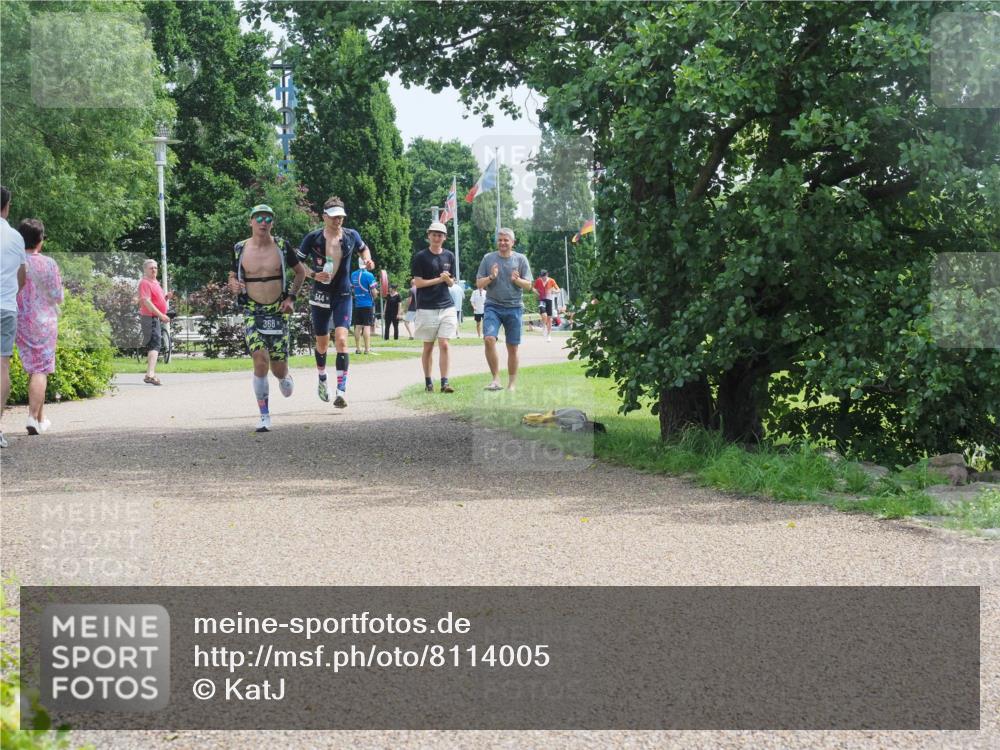 22.06.2025 - Viking Triathlon KatJ http://msf.ph/oto/8114005 22.06.2025 12:51:43 Laufen 368, 544 meine-sportfotos.de