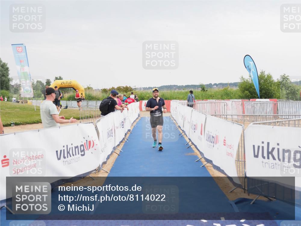 22.06.2025 - Viking Triathlon MichiJ http://msf.ph/oto/8114022 22.06.2025 16:44:57 Ziel 402 meine-sportfotos.de