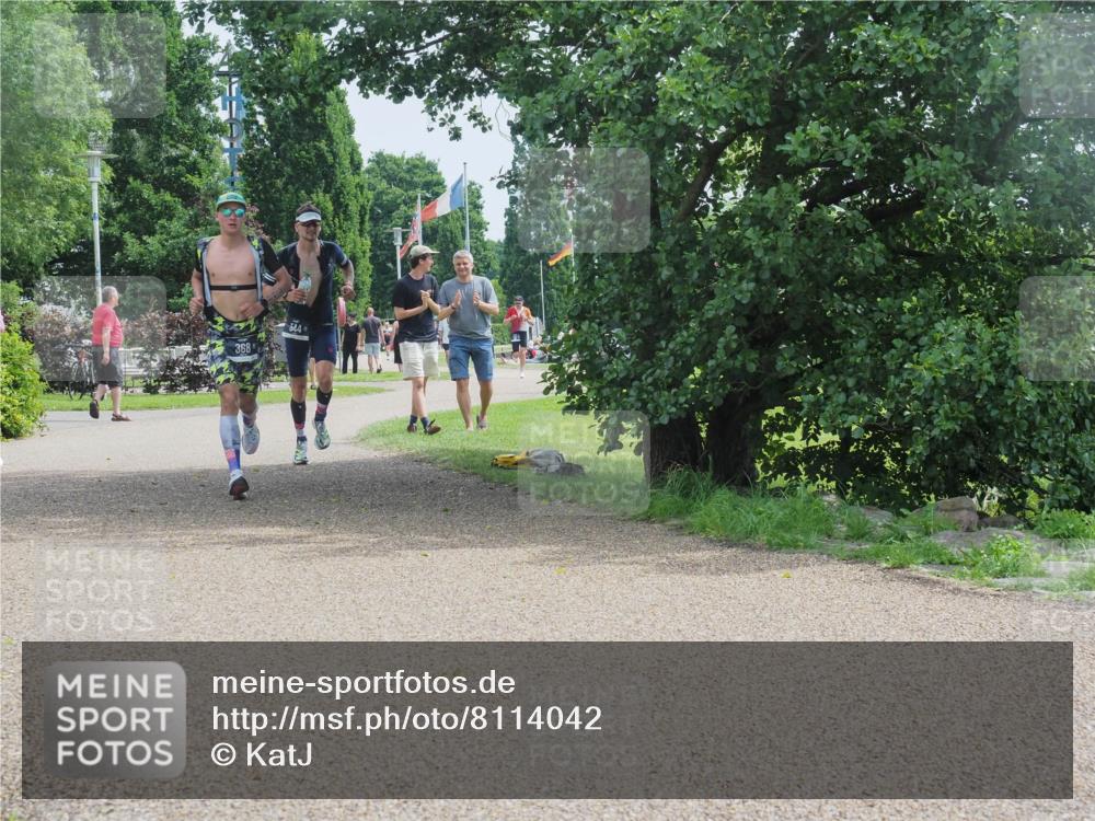 22.06.2025 - Viking Triathlon KatJ http://msf.ph/oto/8114042 22.06.2025 12:51:43 Laufen 368, 544 meine-sportfotos.de