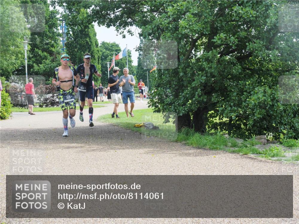 22.06.2025 - Viking Triathlon KatJ http://msf.ph/oto/8114061 22.06.2025 12:51:43 Laufen 368, 544 meine-sportfotos.de