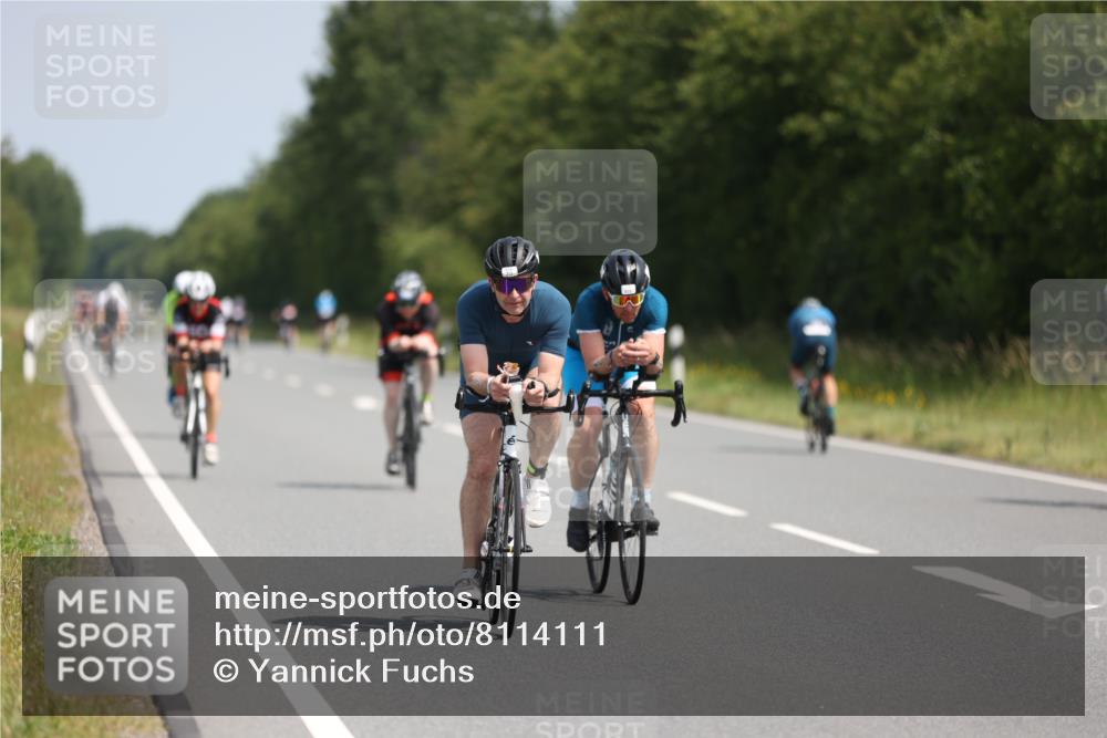 22.06.2025 - Viking Triathlon Yannick Fuchs http://msf.ph/oto/8114111 22.06.2025 11:39:25 Radfahren 64, 133, 142, 146, 175, 213, 224, 263, 406, 615 meine-sportfotos.de