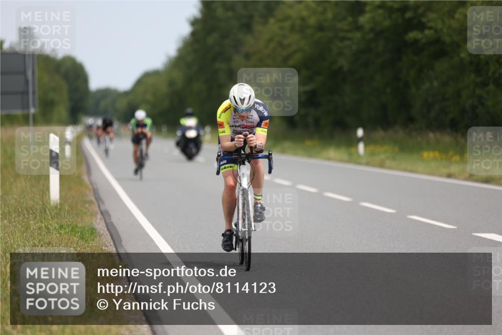 22.06.2025 - Viking Triathlon Yannick Fuchs http://msf.ph/oto/8114123 22.06.2025 12:15:49 Radfahren 41, 222, 242, 657 meine-sportfotos.de