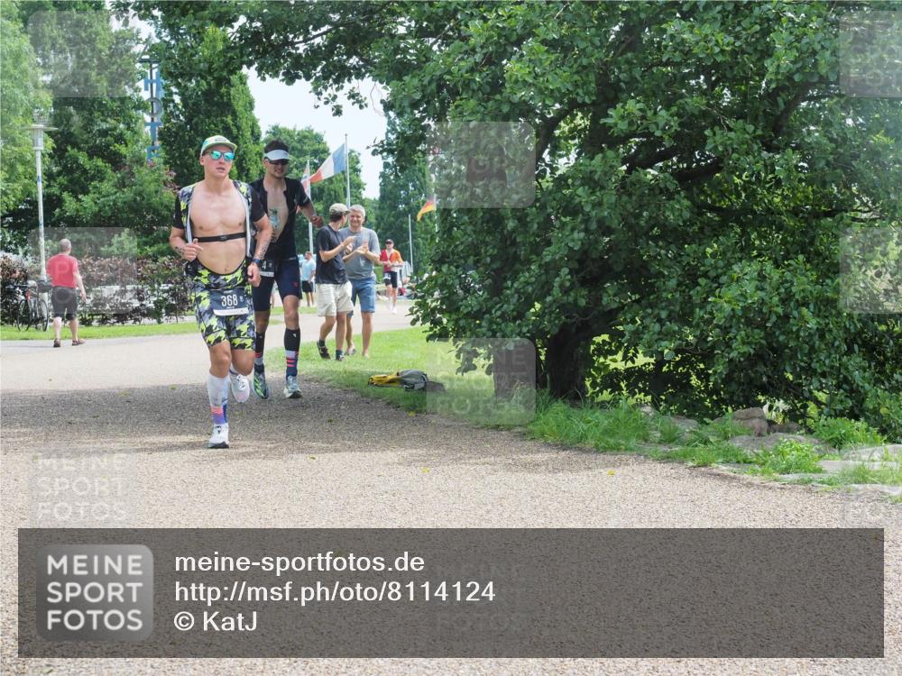 22.06.2025 - Viking Triathlon KatJ http://msf.ph/oto/8114124 22.06.2025 12:51:44 Laufen 368, 544 meine-sportfotos.de