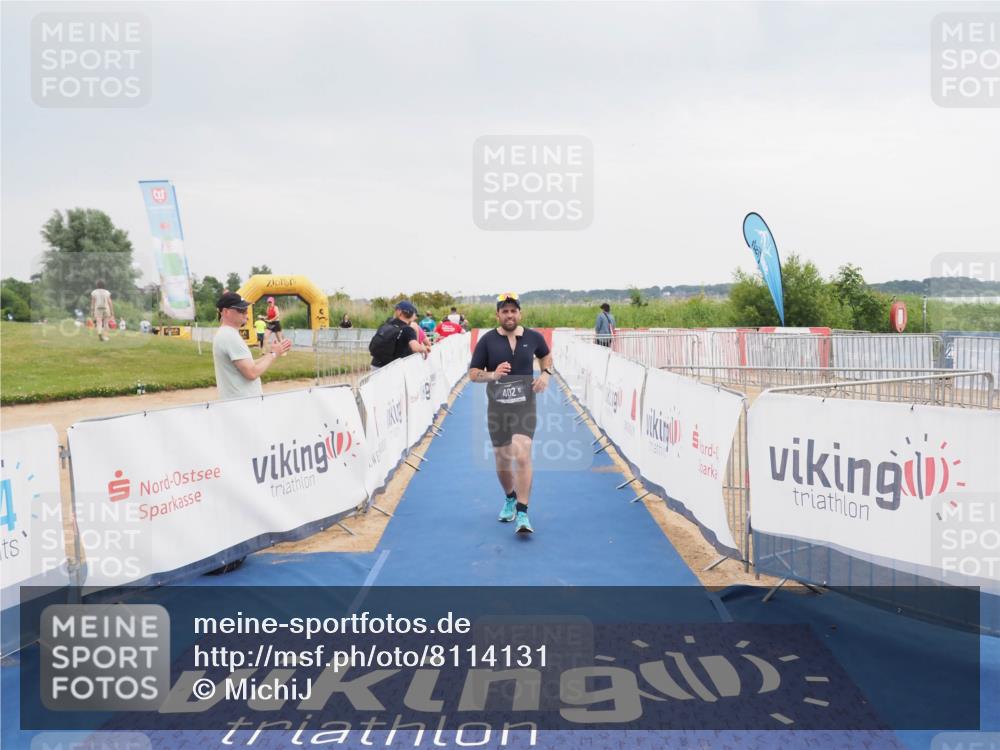 22.06.2025 - Viking Triathlon MichiJ http://msf.ph/oto/8114131 22.06.2025 16:44:59 Ziel 402 meine-sportfotos.de