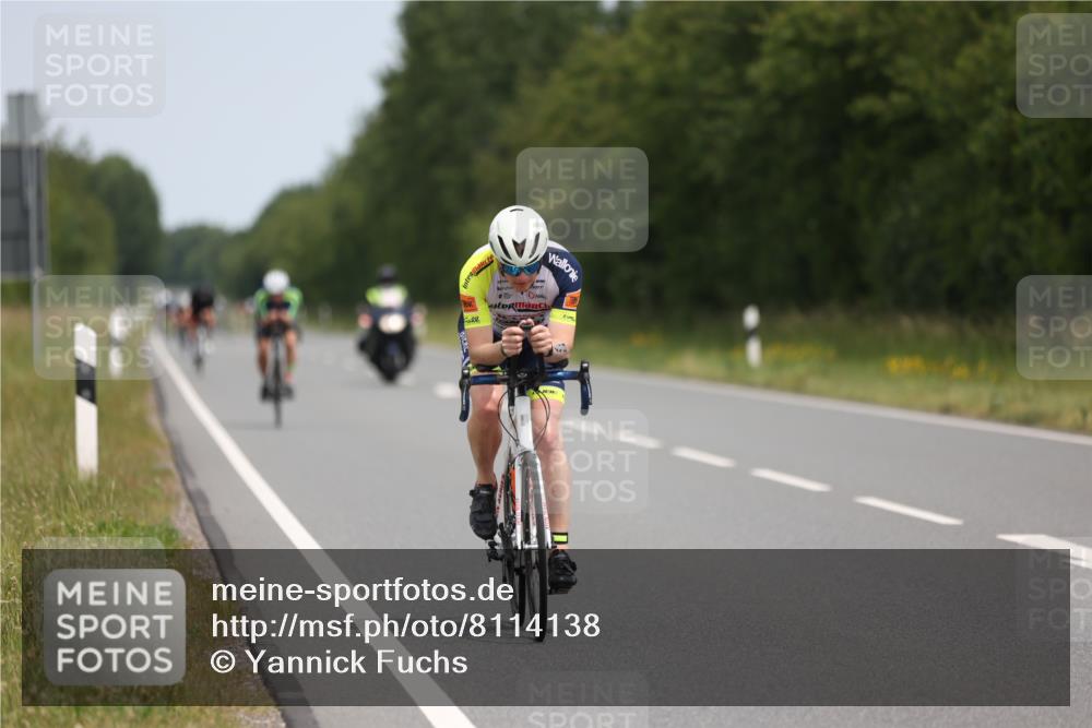22.06.2025 - Viking Triathlon Yannick Fuchs http://msf.ph/oto/8114138 22.06.2025 12:15:49 Radfahren 41, 222, 242, 657 meine-sportfotos.de