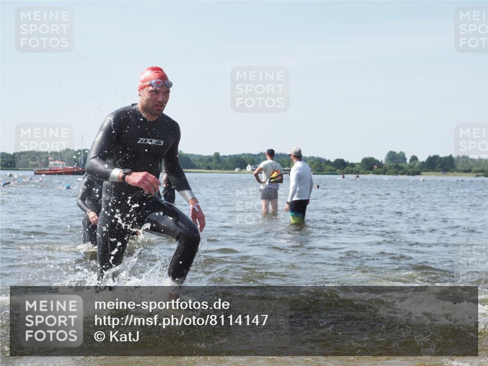22.06.2025 - Viking Triathlon KatJ http://msf.ph/oto/8114147 22.06.2025 10:41:48 Schwimmen 58, 142, 194, 220, 221, 625, 629 meine-sportfotos.de