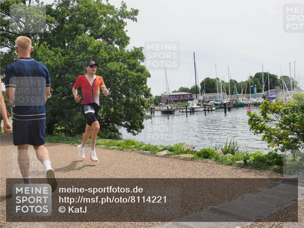 22.06.2025 - Viking Triathlon KatJ http://msf.ph/oto/8114221 22.06.2025 12:51:55 Laufen 33 meine-sportfotos.de