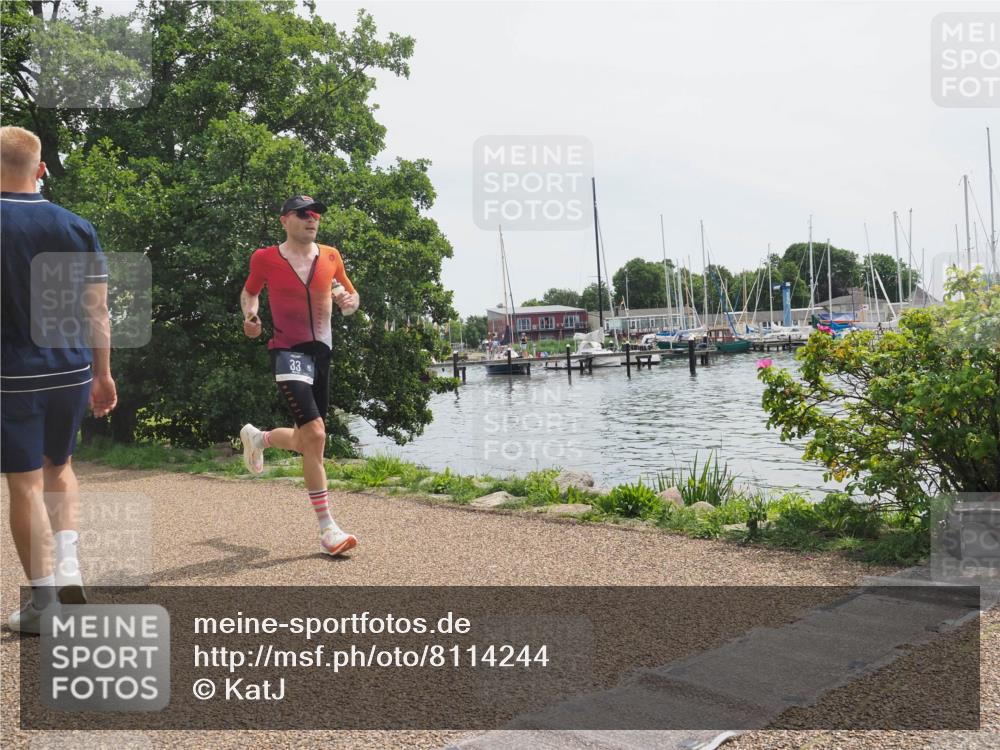 22.06.2025 - Viking Triathlon KatJ http://msf.ph/oto/8114244 22.06.2025 12:51:55 Laufen 33 meine-sportfotos.de