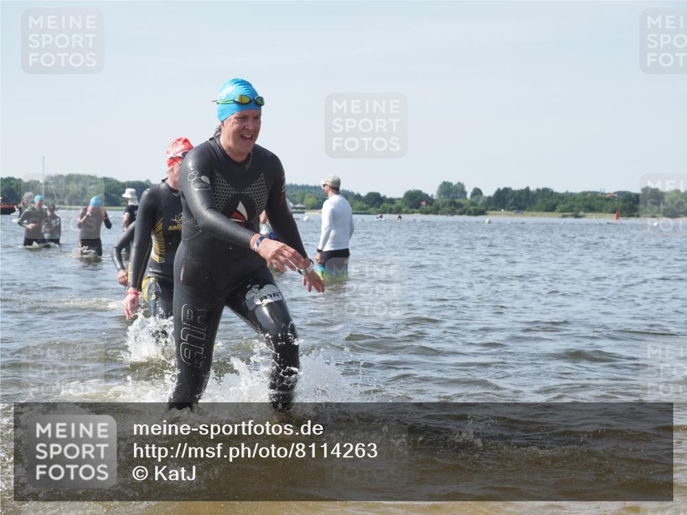 22.06.2025 - Viking Triathlon KatJ http://msf.ph/oto/8114263 22.06.2025 10:41:52 Schwimmen 58, 142, 159, 199, 221, 625, 629 meine-sportfotos.de