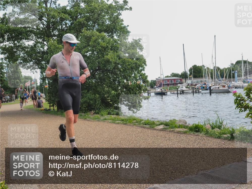 22.06.2025 - Viking Triathlon KatJ http://msf.ph/oto/8114278 22.06.2025 13:23:33 Laufen 4, 157, 334, 662 meine-sportfotos.de