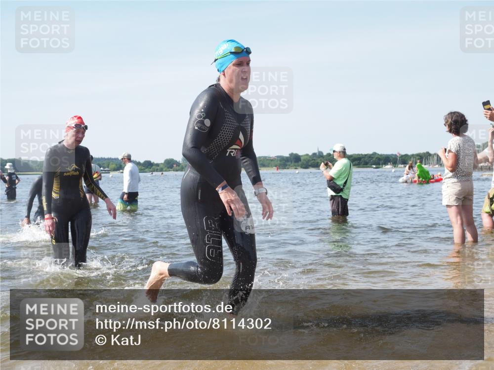 22.06.2025 - Viking Triathlon KatJ http://msf.ph/oto/8114302 22.06.2025 10:41:53 Schwimmen 58, 142, 159, 199, 221, 625 meine-sportfotos.de