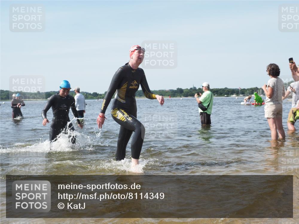22.06.2025 - Viking Triathlon KatJ http://msf.ph/oto/8114349 22.06.2025 10:41:55 Schwimmen 58, 142, 159, 199, 221, 625 meine-sportfotos.de