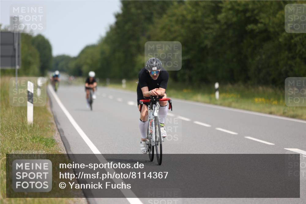 22.06.2025 - Viking Triathlon Yannick Fuchs http://msf.ph/oto/8114367 22.06.2025 12:15:58 Radfahren 41, 132, 229, 242, 271, 284, 294, 370, 486, 510, 530 meine-sportfotos.de