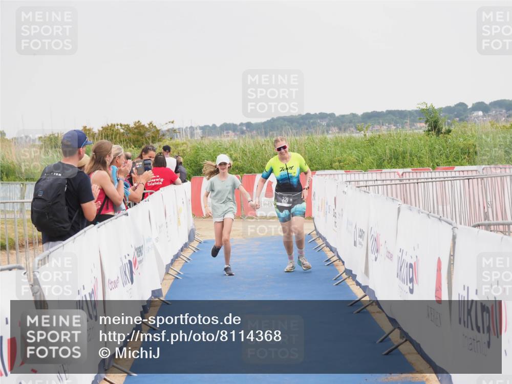 22.06.2025 - Viking Triathlon MichiJ http://msf.ph/oto/8114368 22.06.2025 16:45:57 Ziel 321 meine-sportfotos.de