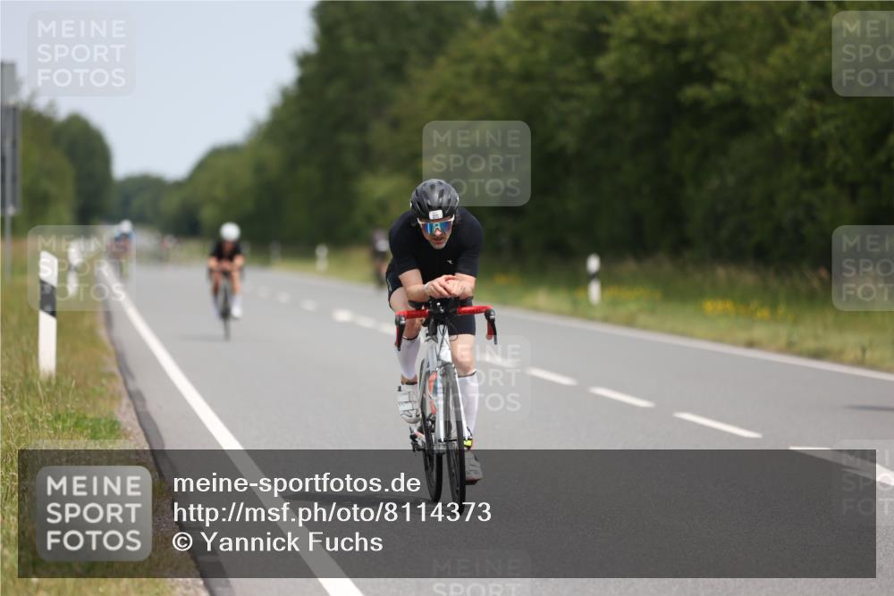 22.06.2025 - Viking Triathlon Yannick Fuchs http://msf.ph/oto/8114373 22.06.2025 12:15:58 Radfahren 41, 132, 229, 242, 271, 284, 294, 370, 486, 510, 530 meine-sportfotos.de
