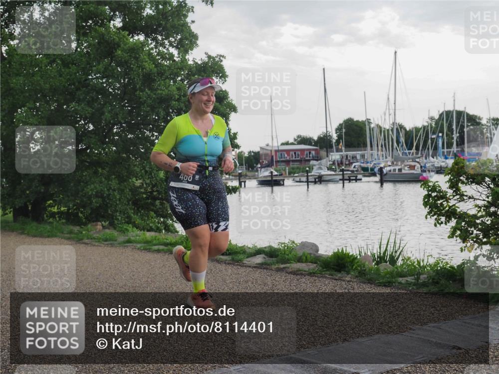 22.06.2025 - Viking Triathlon KatJ http://msf.ph/oto/8114401 22.06.2025 16:30:28 Laufen 468 meine-sportfotos.de