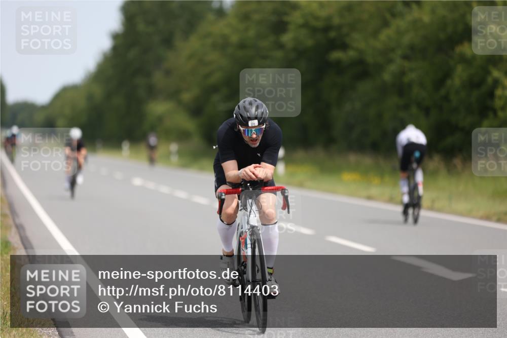 22.06.2025 - Viking Triathlon Yannick Fuchs http://msf.ph/oto/8114403 22.06.2025 12:15:59 Radfahren 41, 132, 229, 271, 284, 294, 370, 486, 510, 530 meine-sportfotos.de
