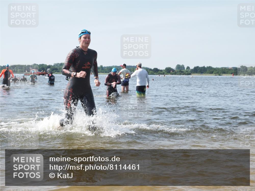 22.06.2025 - Viking Triathlon KatJ http://msf.ph/oto/8114461 22.06.2025 10:41:59 Schwimmen 58, 78, 159, 199, 221, 625 meine-sportfotos.de