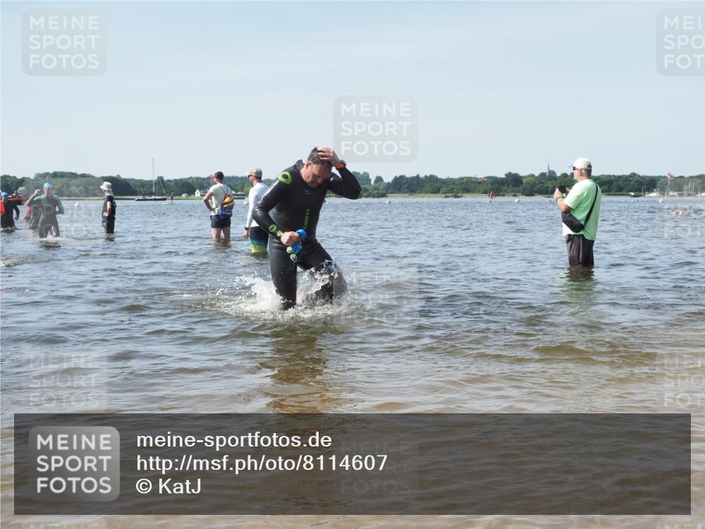 22.06.2025 - Viking Triathlon KatJ http://msf.ph/oto/8114607 22.06.2025 10:42:08 Schwimmen 78, 159, 199, 281, 290, 460 meine-sportfotos.de
