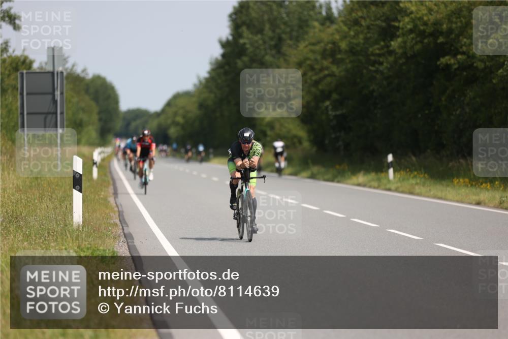 22.06.2025 - Viking Triathlon Yannick Fuchs http://msf.ph/oto/8114639 22.06.2025 11:39:40 Radfahren 18, 113, 261, 461, 467, 522, 546, 612, 650 meine-sportfotos.de