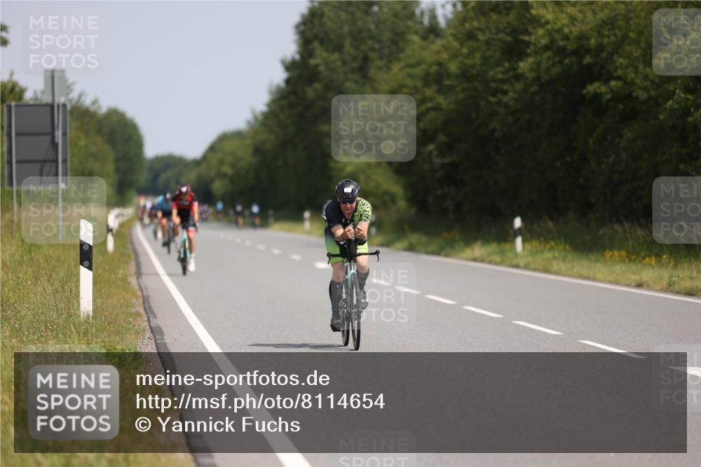 22.06.2025 - Viking Triathlon Yannick Fuchs http://msf.ph/oto/8114654 22.06.2025 11:39:40 Radfahren 18, 113, 261, 461, 467, 522, 546, 612, 650 meine-sportfotos.de